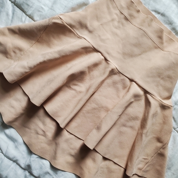 BCBG MaxAzaria Peplum Hi-Lo Mini Skirt - Picture 1 of 9
